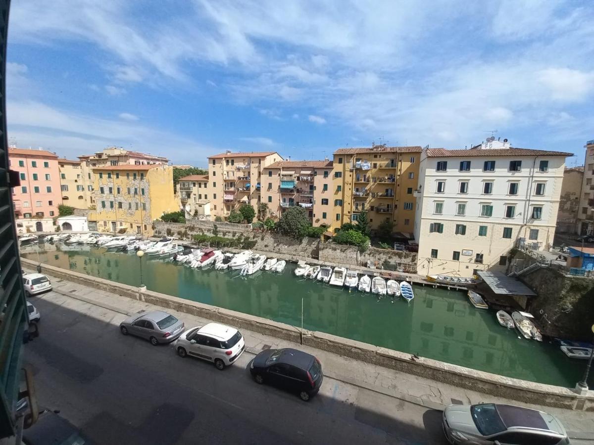 L'Ora Delle Streghe B&B Centralissimo Livorno Exterior foto