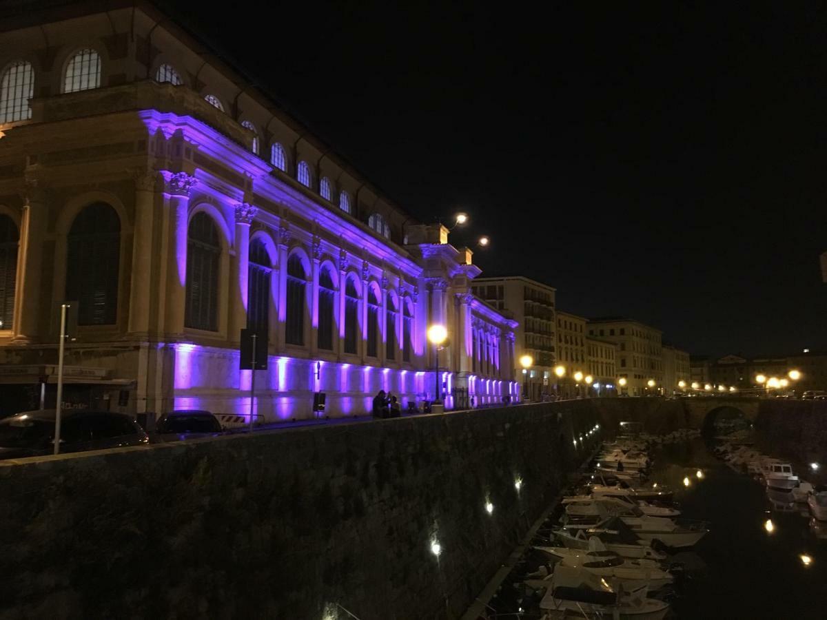 L'Ora Delle Streghe B&B Centralissimo Livorno Exterior foto